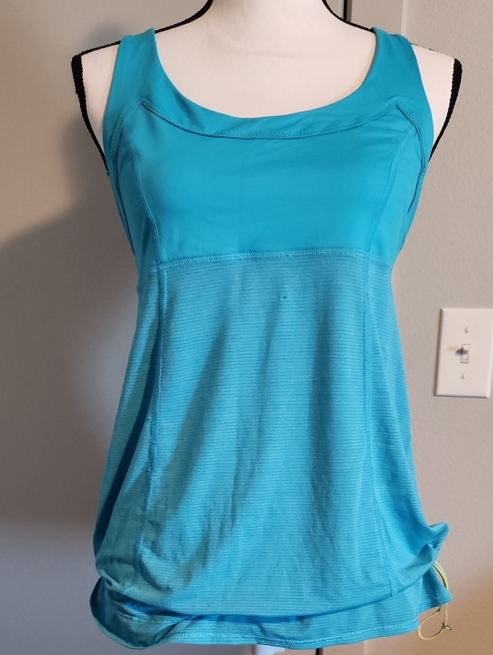 lululemon athletica Turquoise Scoop Neck Athletic Tank